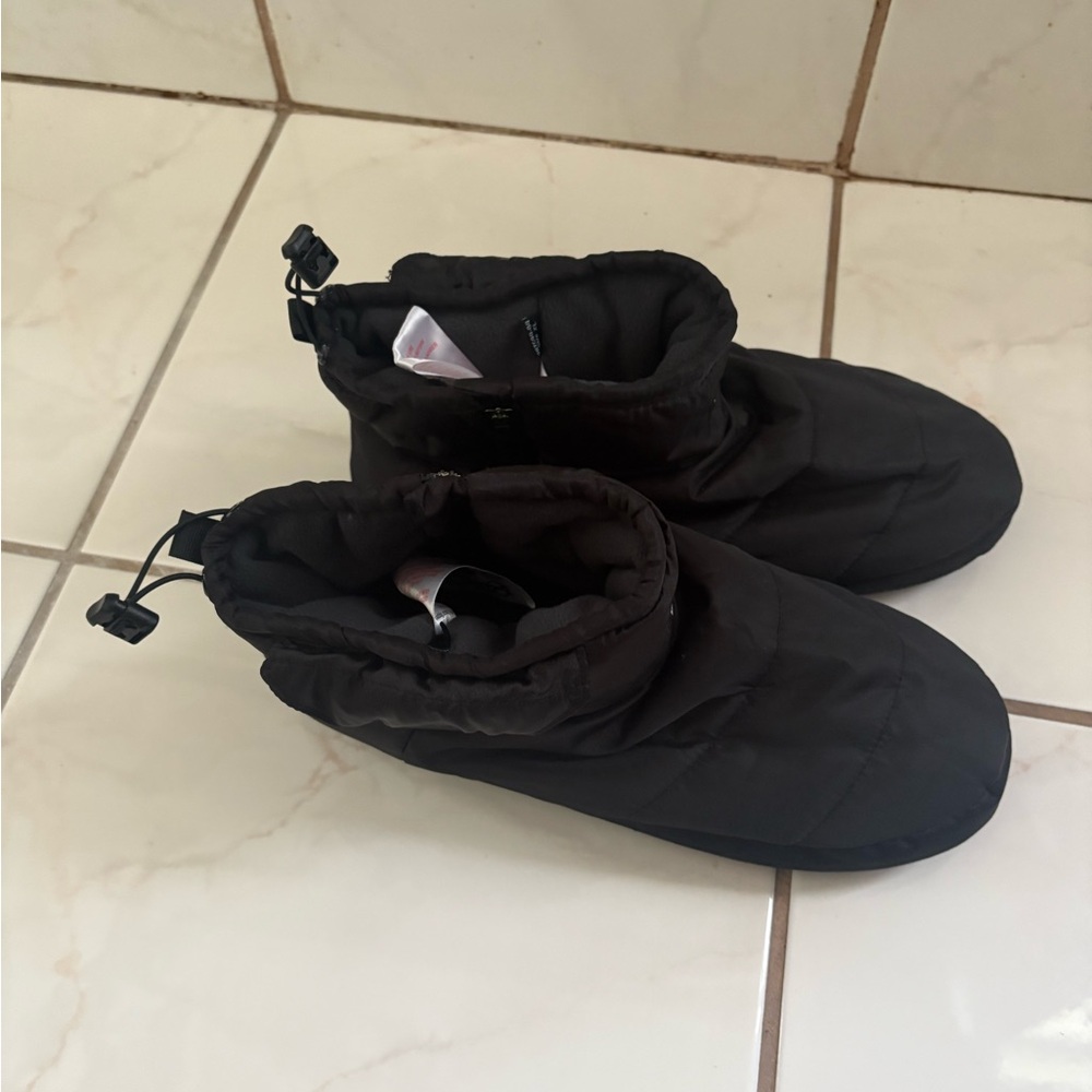 Sharper Image Heated Indoor/Outdoor Slippers – Size XL
